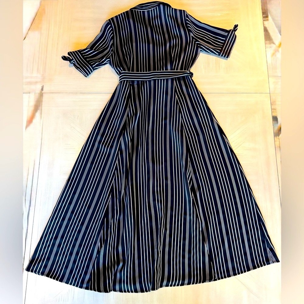 Calvin Klein Striped Black/Silver Midi Button Down Shirt Dress - Size 4 - Picture 13 of 16